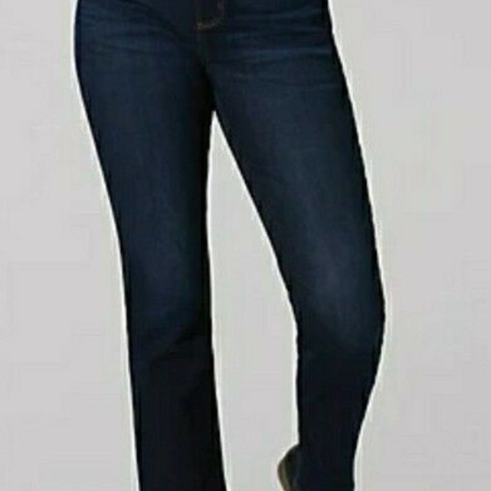 Lee Women's Ledgendary Regular Straight Leg Mid Rise Size 18W New